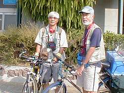 自転車2人組