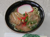 平和園のソーキそば