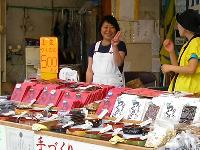土産物屋さんも元気 土産物屋さんも元気