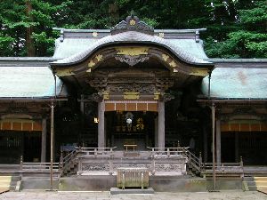 諏訪大社本宮幣拝殿 諏訪大社本宮幣拝殿