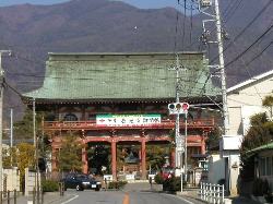 甲斐善光寺山門