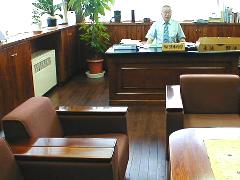 清川町長と町長室
