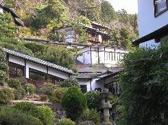 南山荘の建物