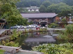 蔦温泉玄関