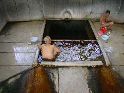 鶴亀温泉浴槽