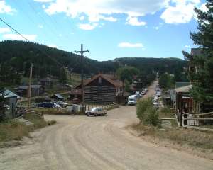 Gold hill̒
