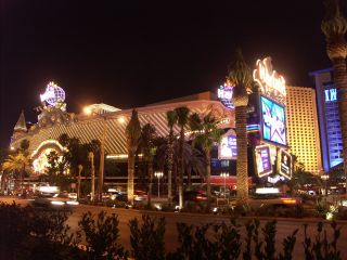 Las Vegas̊X1