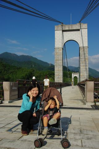 ݂苴
