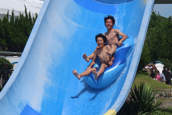 �E�H�[�^�[�X���C�_�[