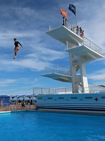 10m�̔�э��ݑ䂩���э��ރ`�������W���[