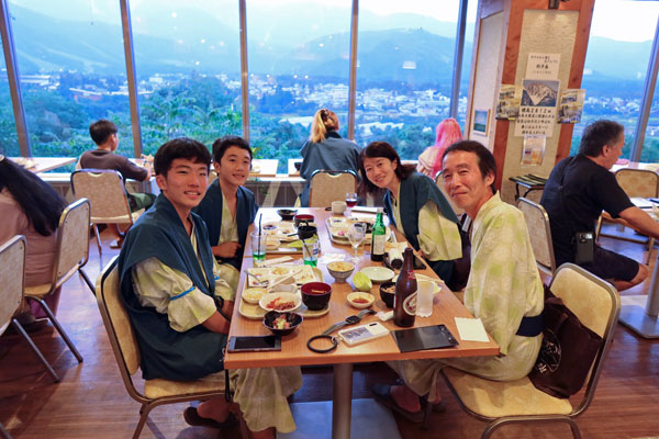 �z�e���̗[�H