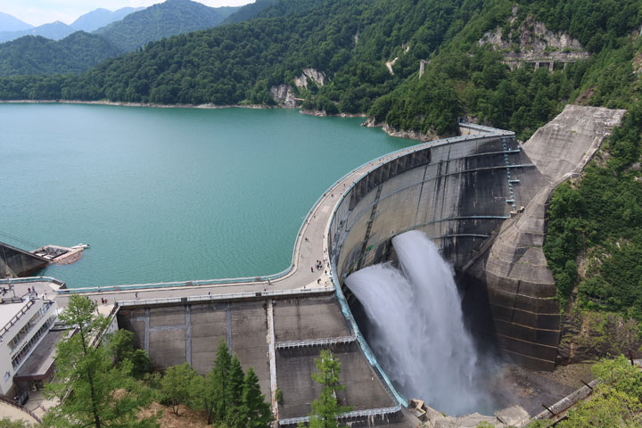 �����_��