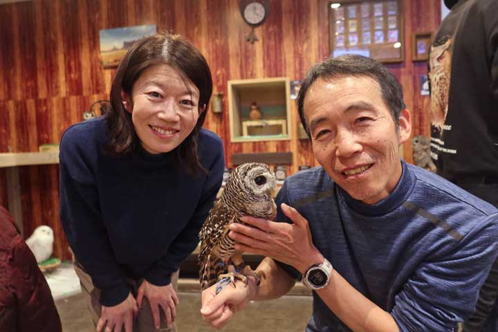 �t�N���E�J�t�F�ɂ�