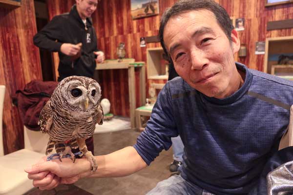 ����t�N���E