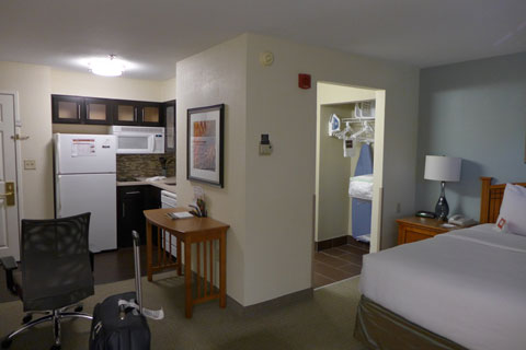 Staybridge̕