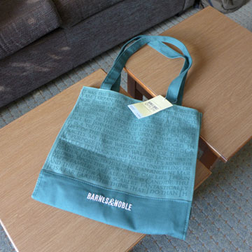 Barnes & NorblẽGRobO