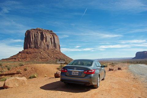 Monument Valley̐i