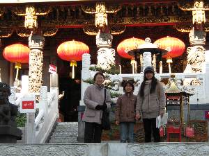 関帝廟で記念撮影