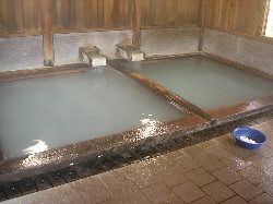 嶽温泉　小島旅館浴槽