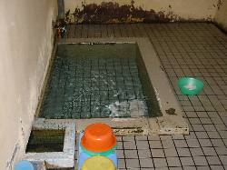 湯宿温泉・松の湯浴槽