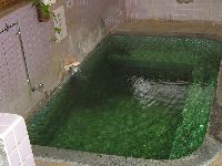 真湯の緑の湯