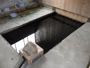 唐子の湯浴槽